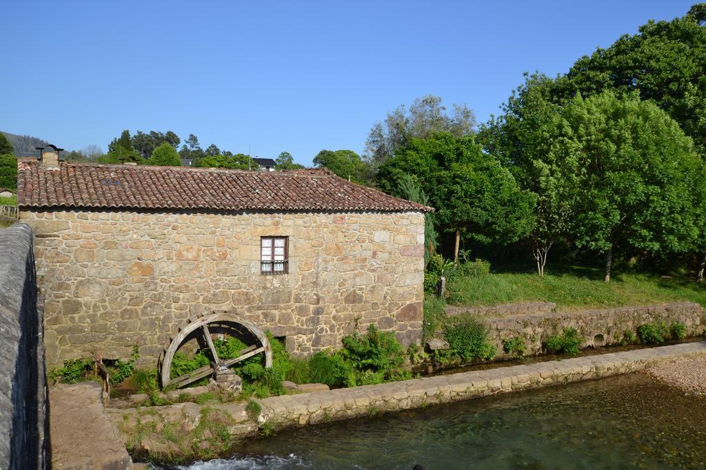 Gasthaus Moinho De Estoraos Ponte de Lima Exterior foto